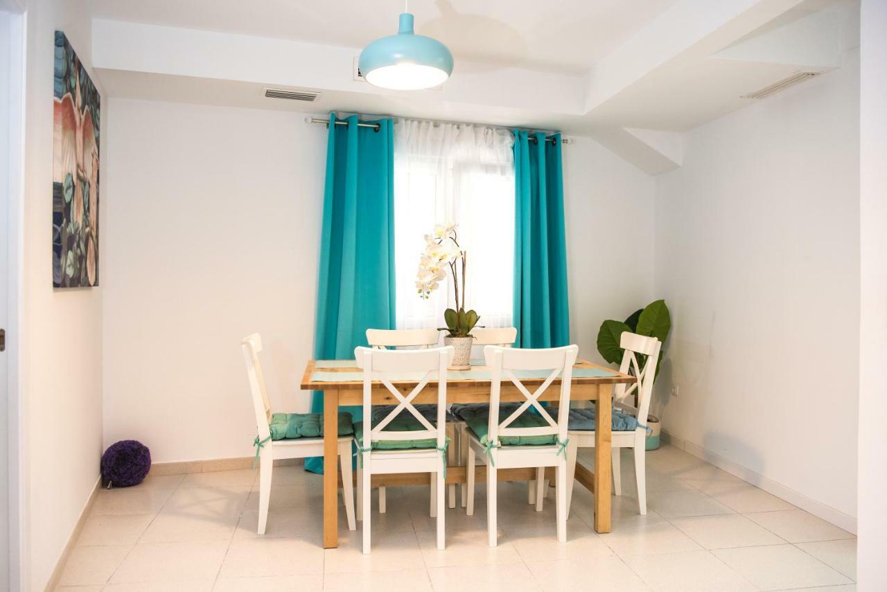 Catedral Apartment Valenza Esterno foto