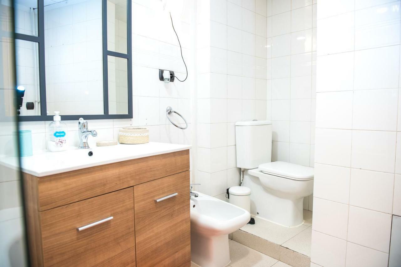 Catedral Apartment Valenza Esterno foto
